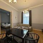 3Br Modern Apartment For 8 Brand New